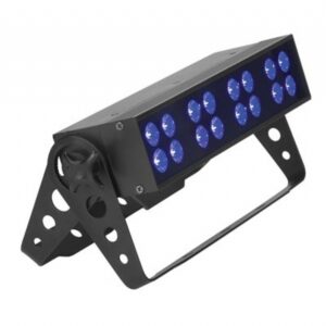 Lejudstyr.dk tilbyder udlejning af UV led bar med 16 led elementer Fungerer super godt sammen med traditionelle 400w UV kanoner.